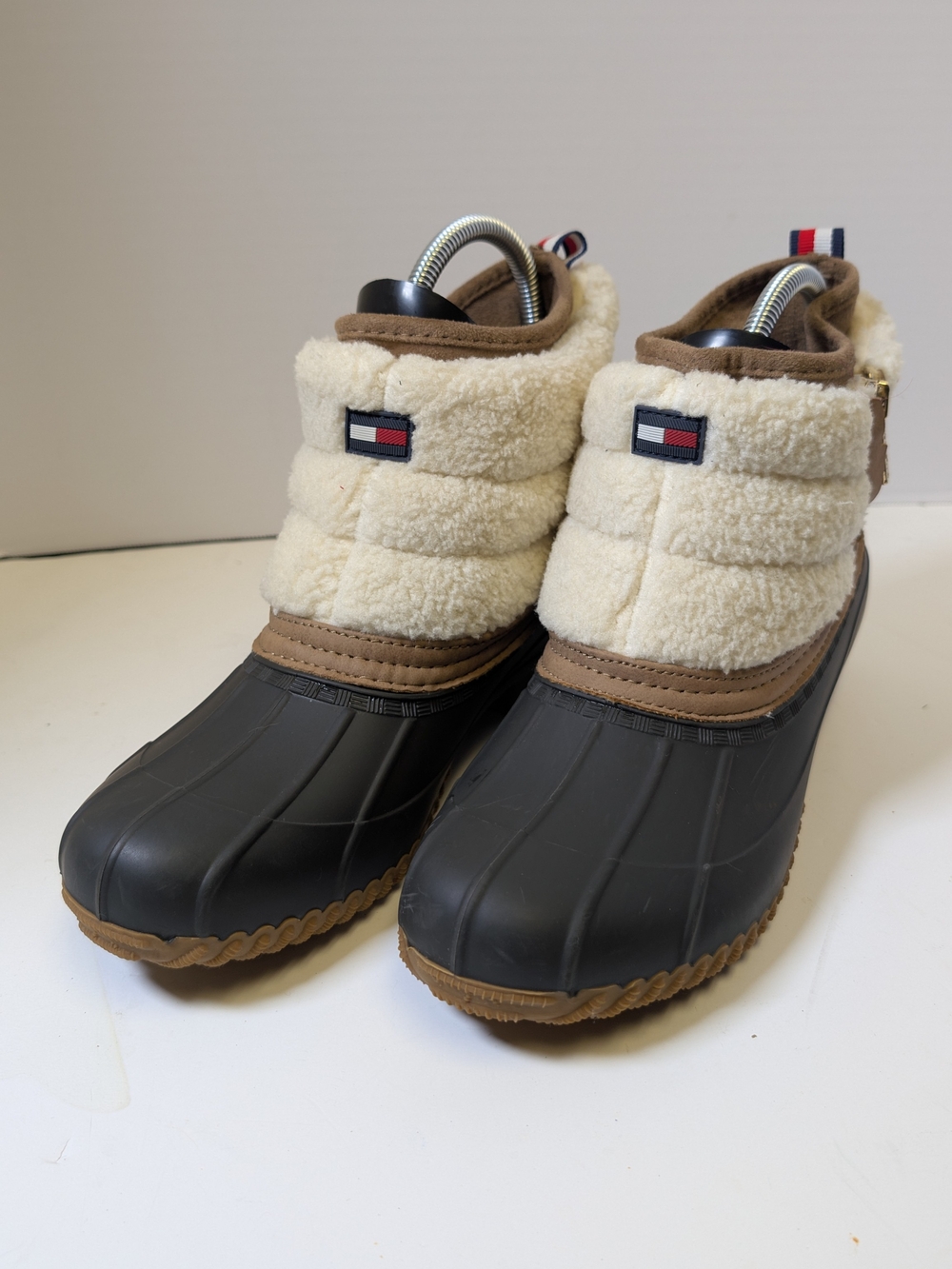 Tommy Hilfiger Black Rubber & Cream Sherpa Winter Boots with Brown Trim